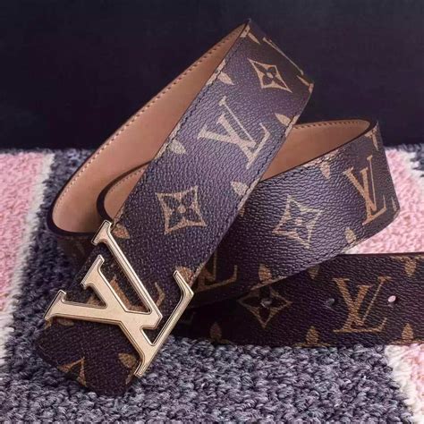 cinturon louis vuitton mujer original precio|cinturones Louis Vuitton.